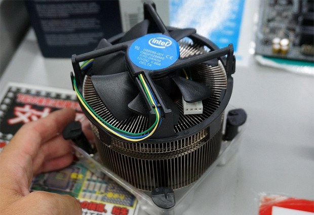 Кулер Intel TS15A