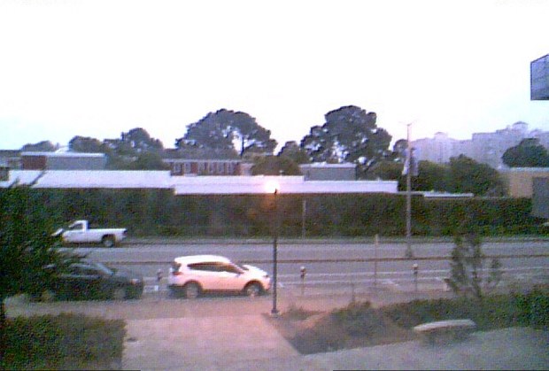 Кадр с камеры FogCam на общежитии университета