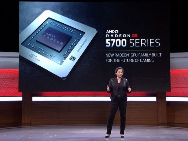 Лиза Су на презентации видеокарт Radeon RX 5700
