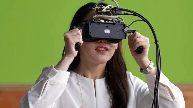 Прототип очков виртуальной реальности Sony с экраном 8K